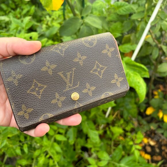 Louis Vuitton Monogram Porte Monnaie Billets Tresor Bifold Wallet